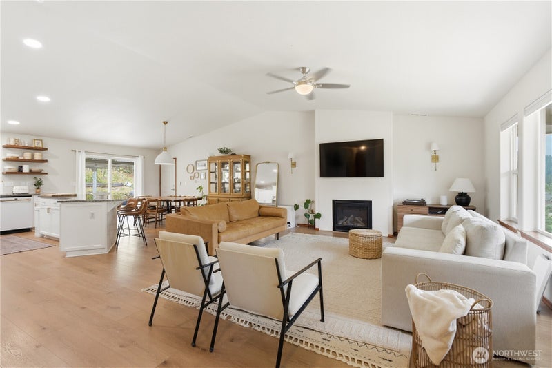 1207 34th Street