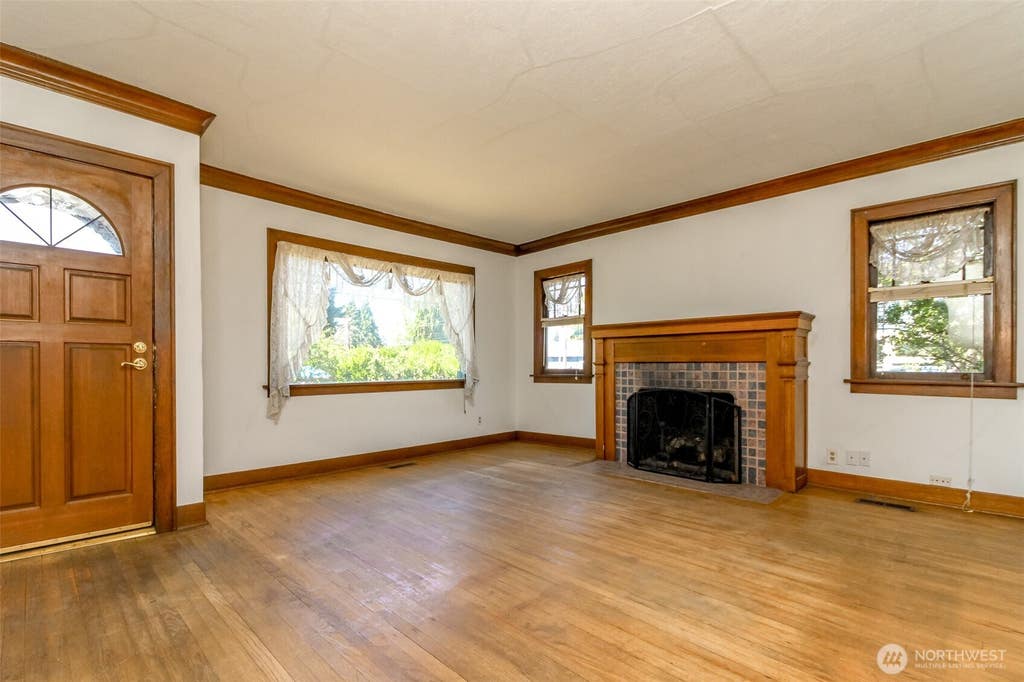 Photo of 5019 S G Street, Tacoma, WA 98408 (MLS # 2563474)
