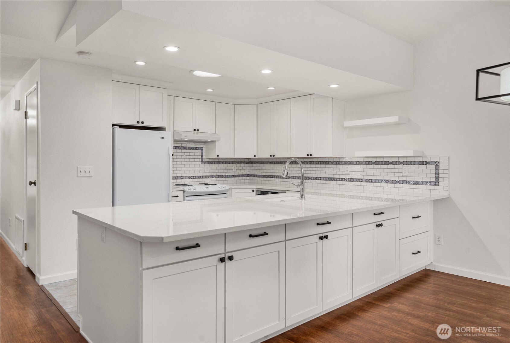 6020 N Highlands Parkway 48