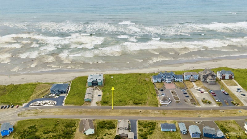 1437 Ocean Shores Boulevard SW