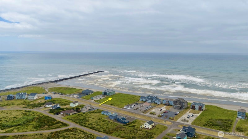 1437 Ocean Shores Boulevard SW