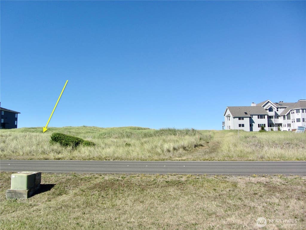 Photo of 1437 Ocean Shores Boulevard SW, Ocean Shores, WA 98569 (MLS # 2547087)