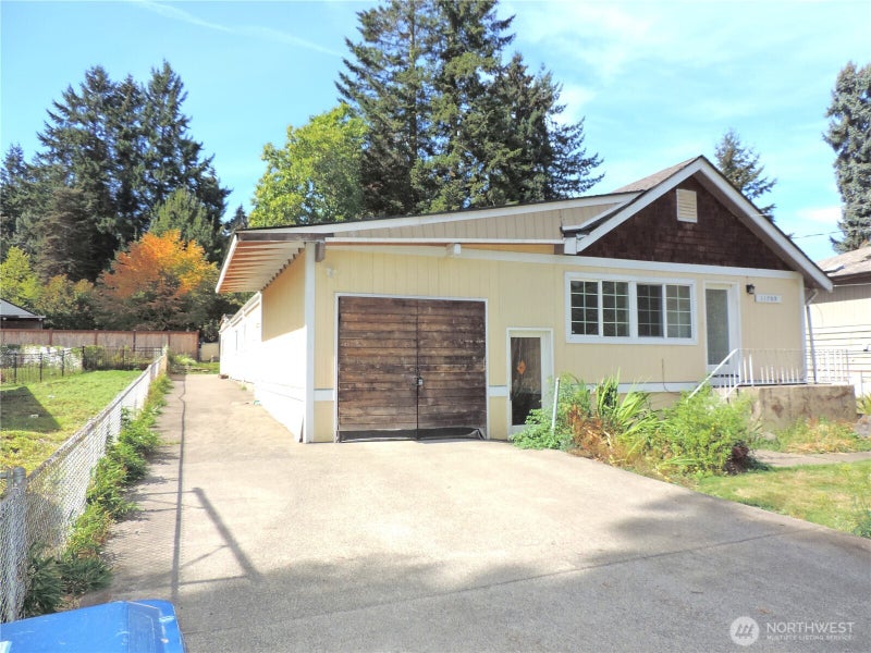 11709 26th Avenue NE
