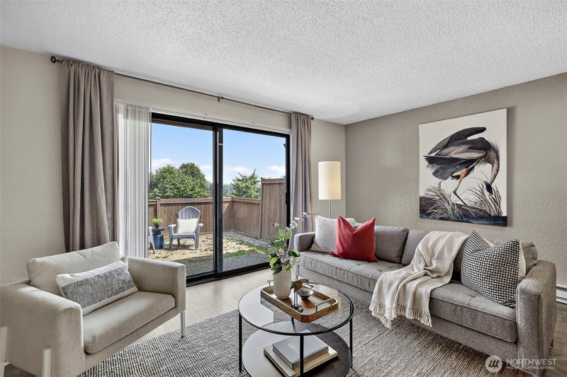 25004 Lake Fenwick Road S 33
