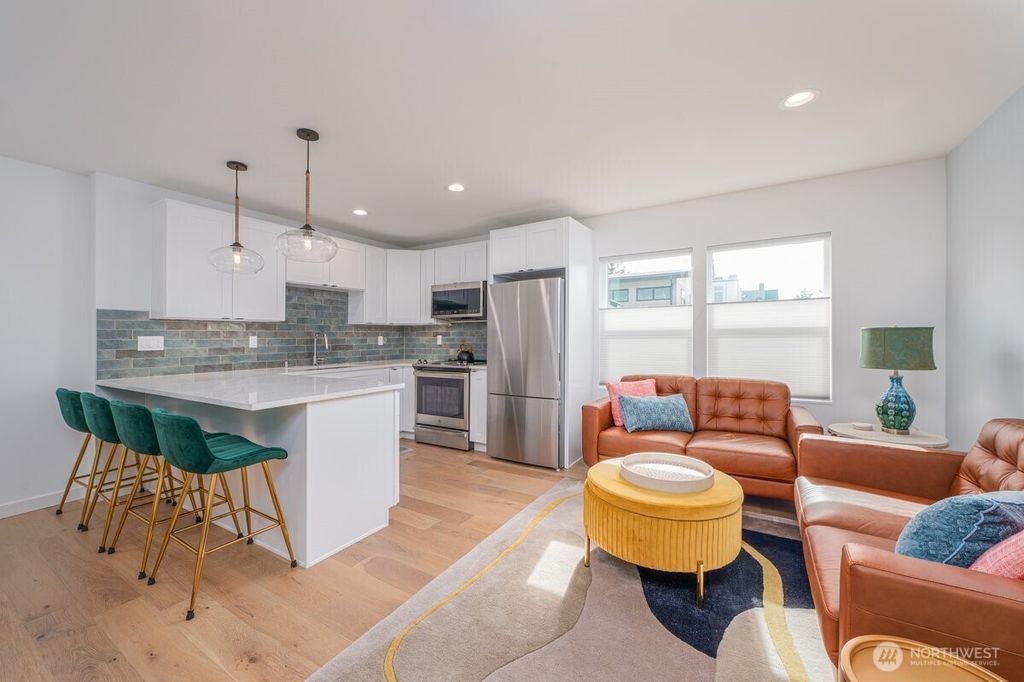 Photo of 3015 61 Avenue SW #B, Seattle, WA 98116 (MLS # 2491326)