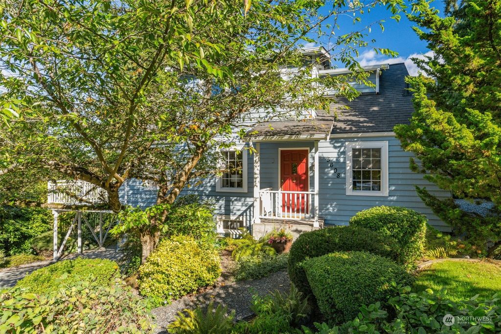 Photo of 5608 29th Avenue SW, Seattle, WA 98126 (MLS # 2293589)