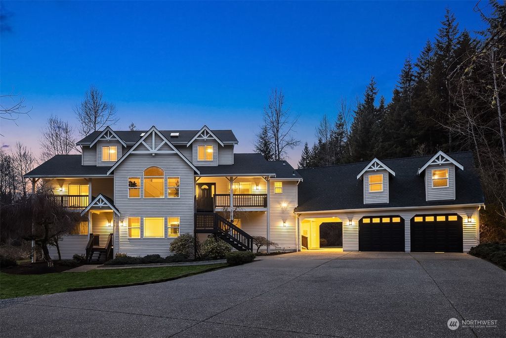 Photo of 1808 181st Ave Ne Ave, Snohomish, WA 98290 (MLS # 2207455)
