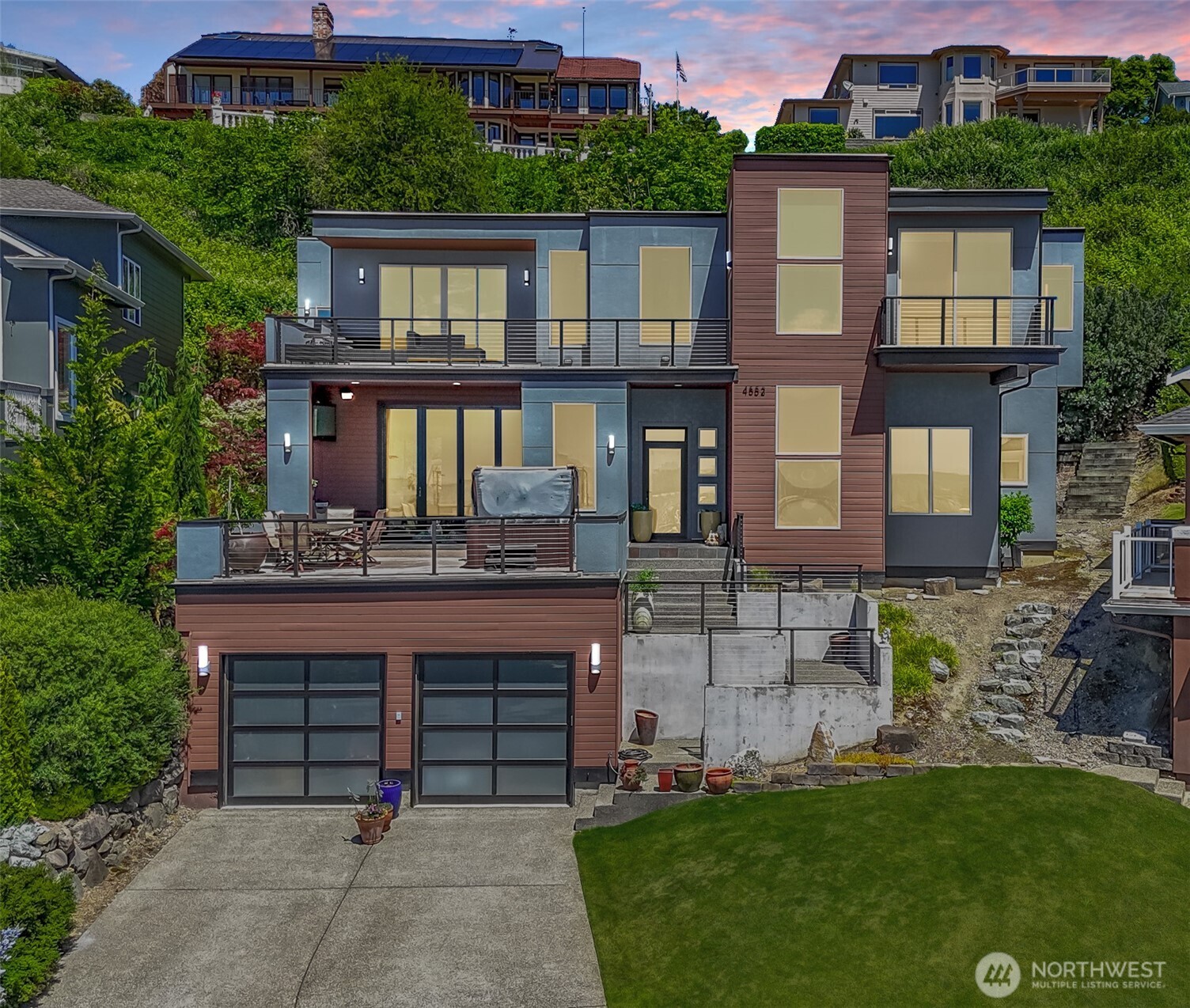 4552 Heron Ridge