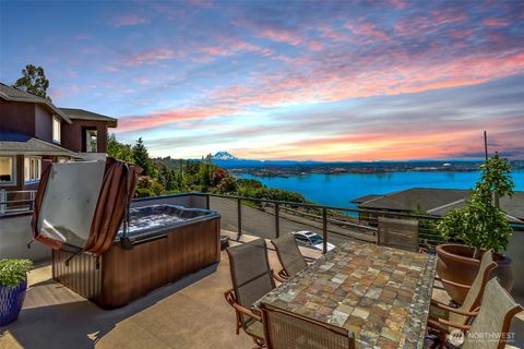 4552 Heron Ridge Tacoma WA 98422