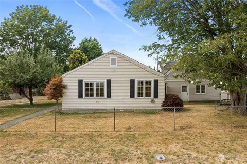 A home in Puyallup