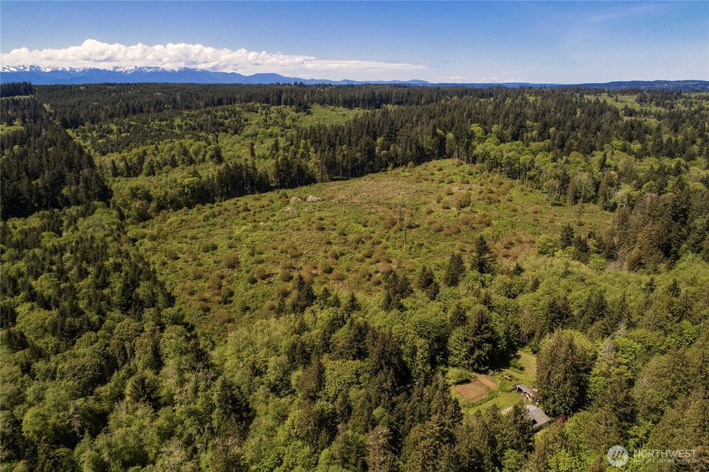 Photo of 0 00, Kingston, WA 98364 (MLS # 2524428)