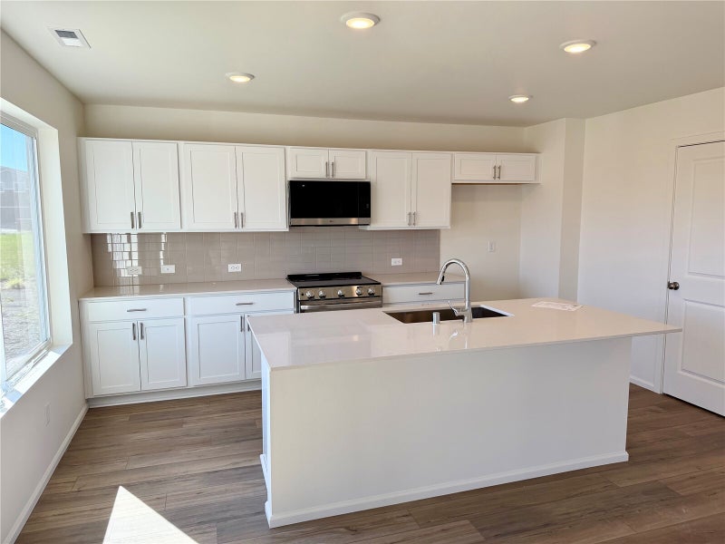 9908 Ferns Loop SE