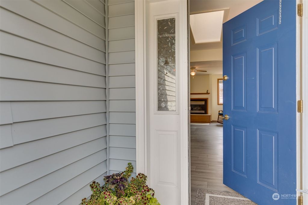 Photo of 27229 Church Creek Loop NW, Stanwood, WA 98292 (MLS # 2154099)