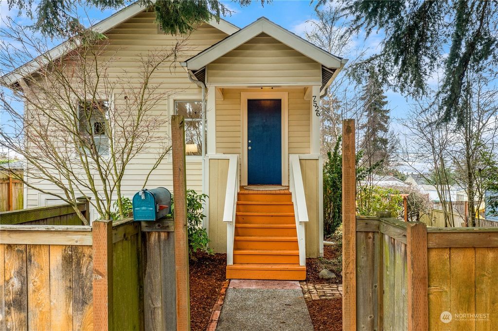Photo of 7526 31st Avenue SW, Seattle, WA 98126 (MLS # 2029214)