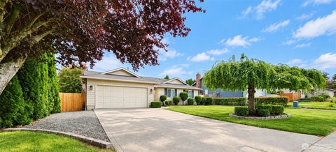 Photo of 11945 SE 260th Place, Kent, WA 98030 (MLS # 2590726)