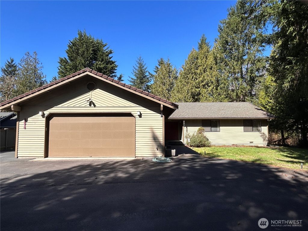 Photo of 19216 SE 278th St St, Kent, WA 98042 (MLS # 2492148)