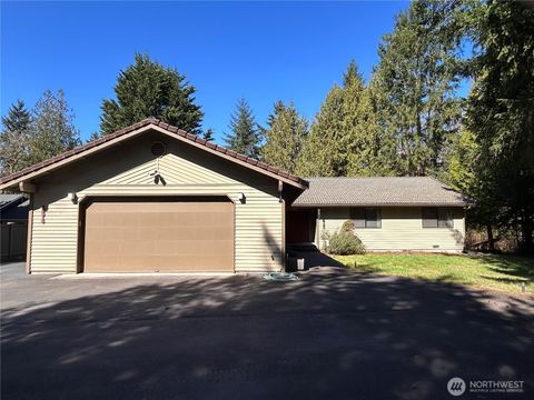 Photo of 19216 SE 278th St St, Kent, WA 98042 (MLS # 2492148)