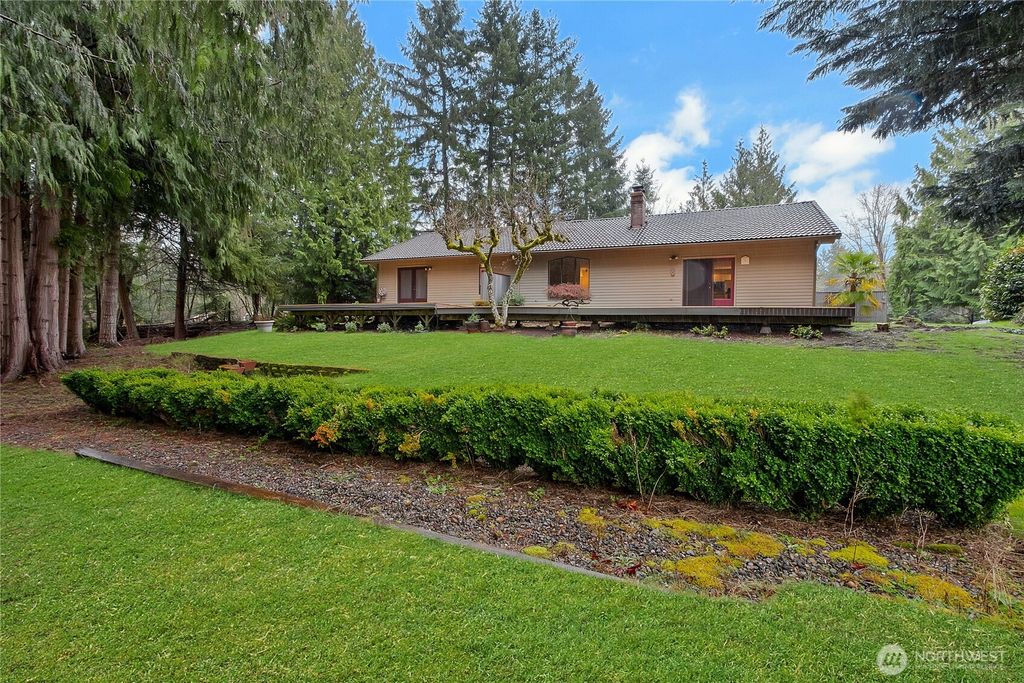 Photo of 19216 SE 278th St St, Kent, WA 98042 (MLS # 2492148)