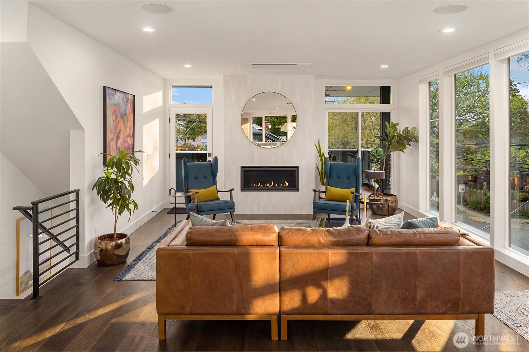 4005 Corliss Avenue N