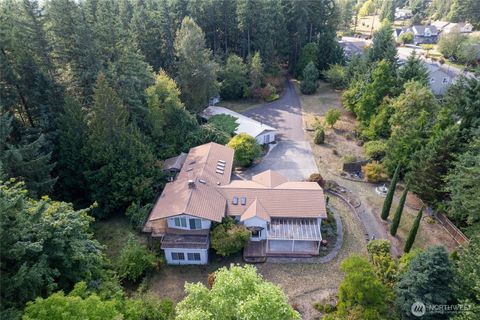 43103 Hilligoss Lane E Eatonville WA 98328