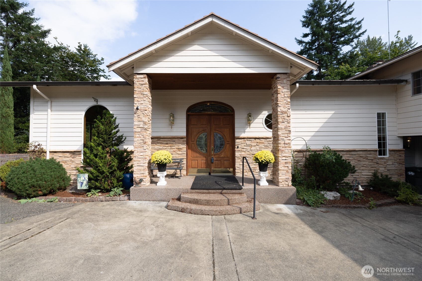 43103 Hilligoss Lane E