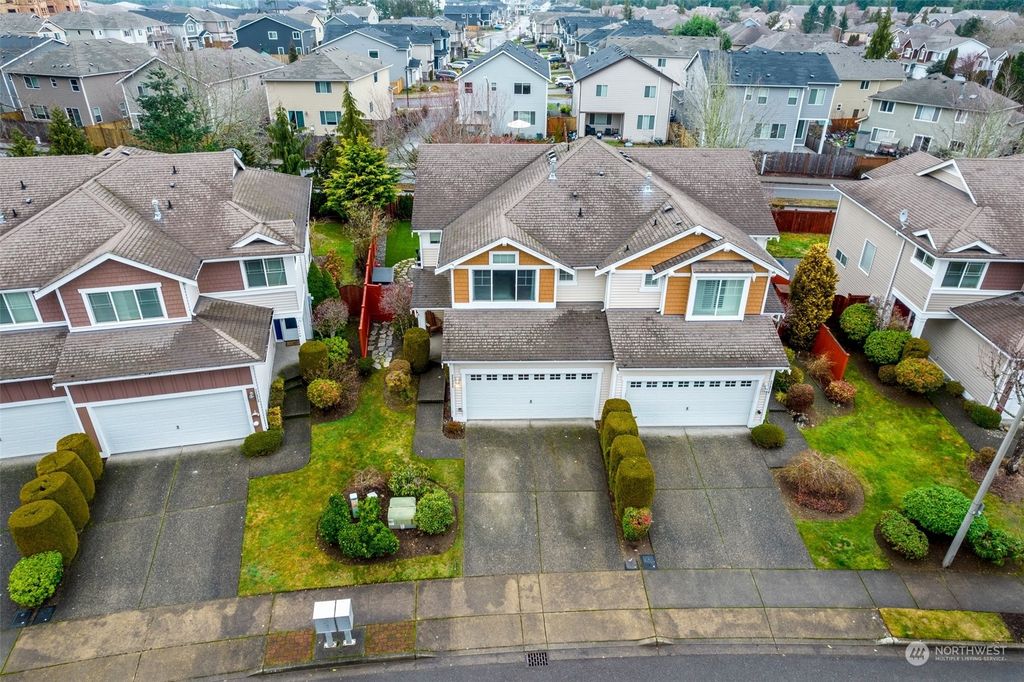 Photo of 22922 SE 240th Place, Maple Valley, WA 98038 (MLS # 2030698)