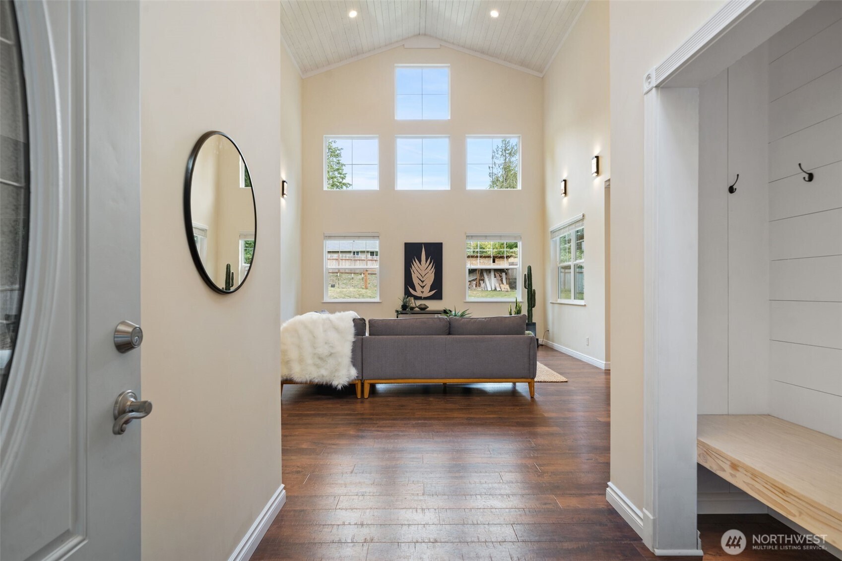 21272 Virginia Avenue NE