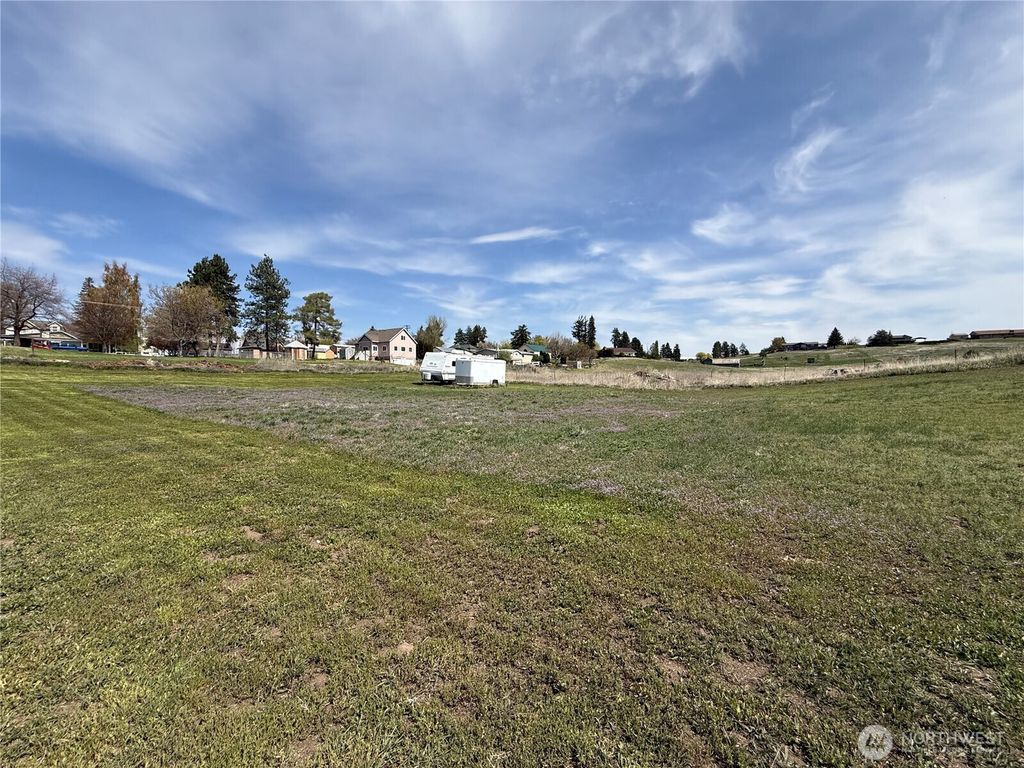 Photo of 400 E Pine Street, Waterville, WA 98858 (MLS # 2509821)