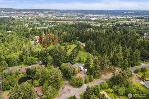 3747 28th Ave E Tacoma WA 98404