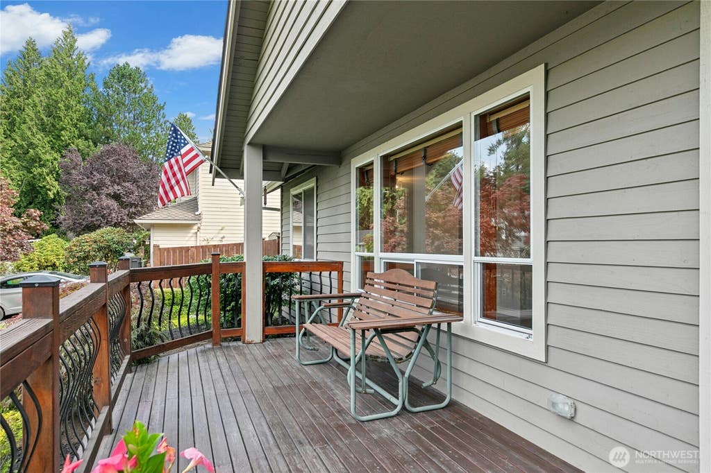 Photo of 18201 Vineway Place, Arlington, WA 98223 (MLS # 2568273)