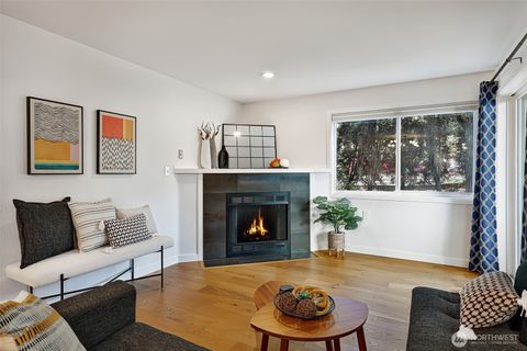 Photo of 2512 E Madison Street #401, Seattle, WA 98112 (MLS # 2456420)