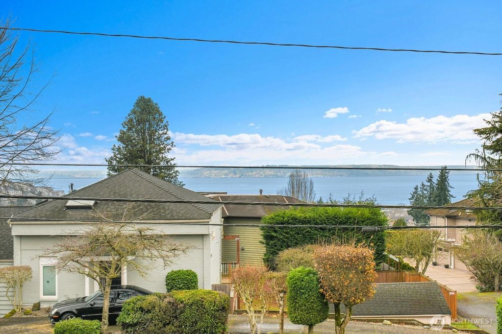 Photo of 217 9th Avenue S, Edmonds, WA 98020 (MLS # 2463539)