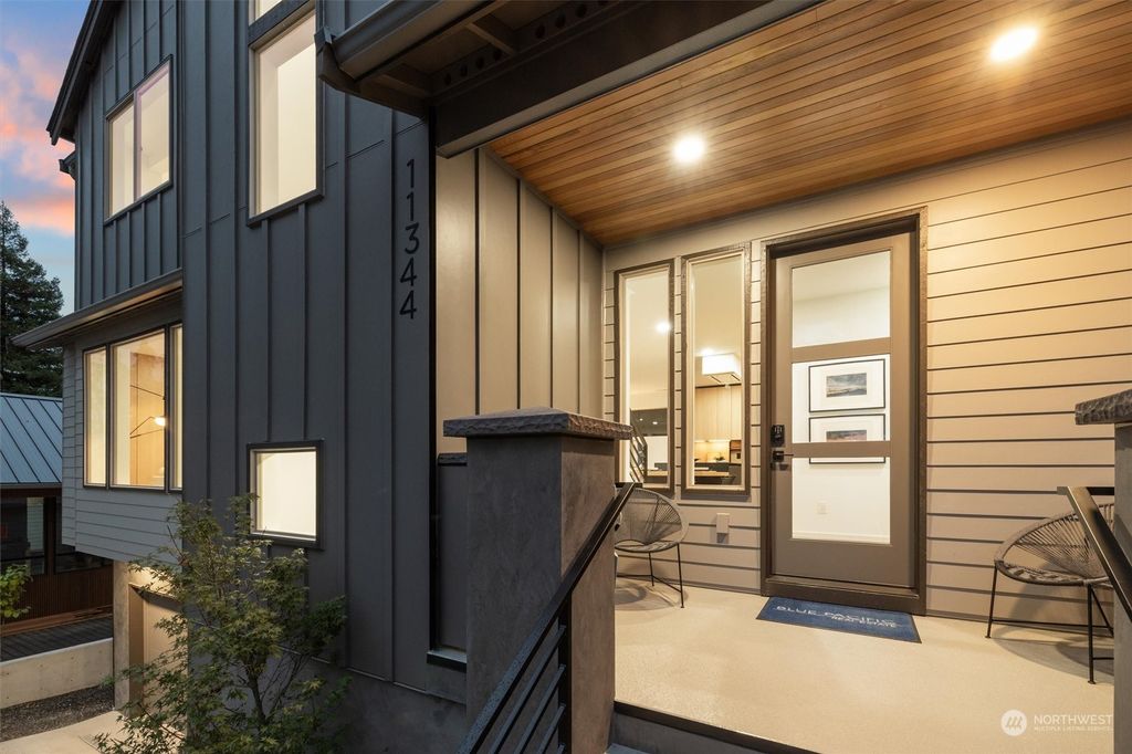 Photo of 11344 23rd Avenue NE, Seattle, WA 98125 (MLS # 2280802)