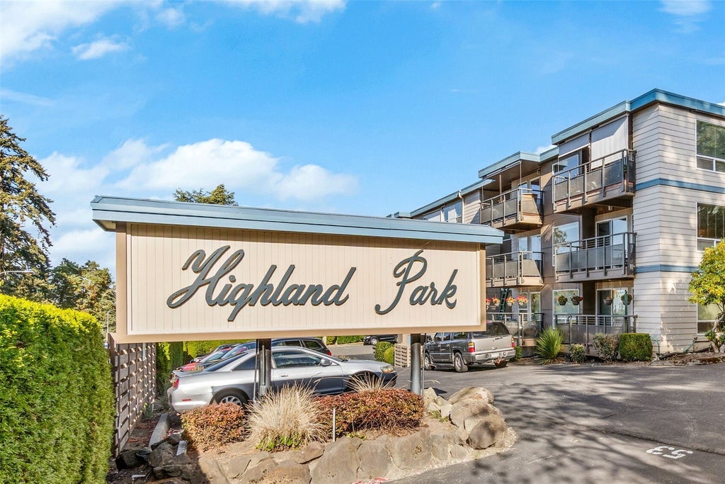 Photo of 550 Elm Way #410, Edmonds, WA 98020 (MLS # 2598089)