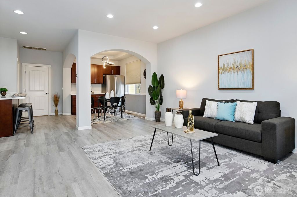 Photo of 364 Field Place NE, Renton, WA 98059 (MLS # 2485044)