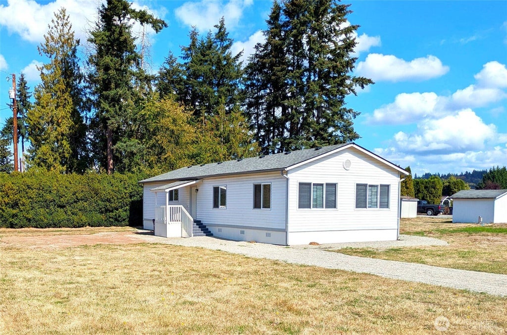 Photo of 11905 55th Avenue NE #24, Marysville, WA 98270 (MLS # 2587545)