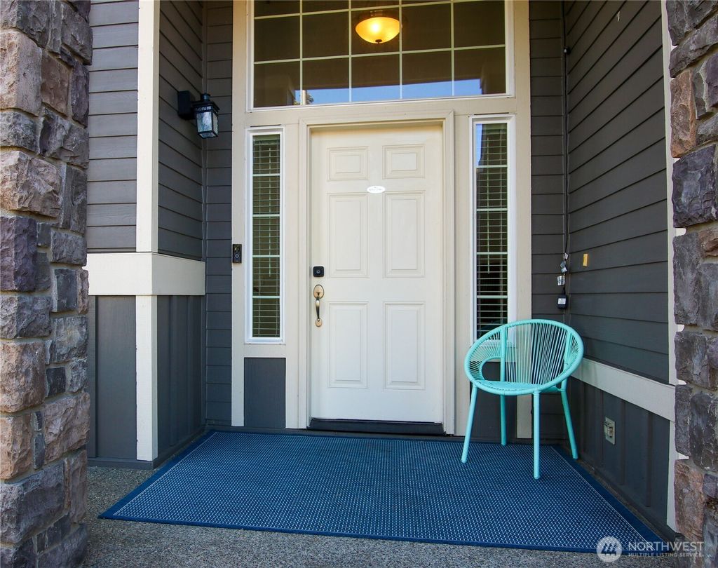 Photo of 1919 SW 346th Place, Federal Way, WA 98023 (MLS # 2437001)