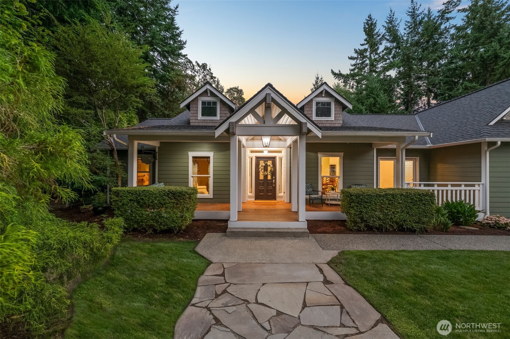 1090 Paha View Drive