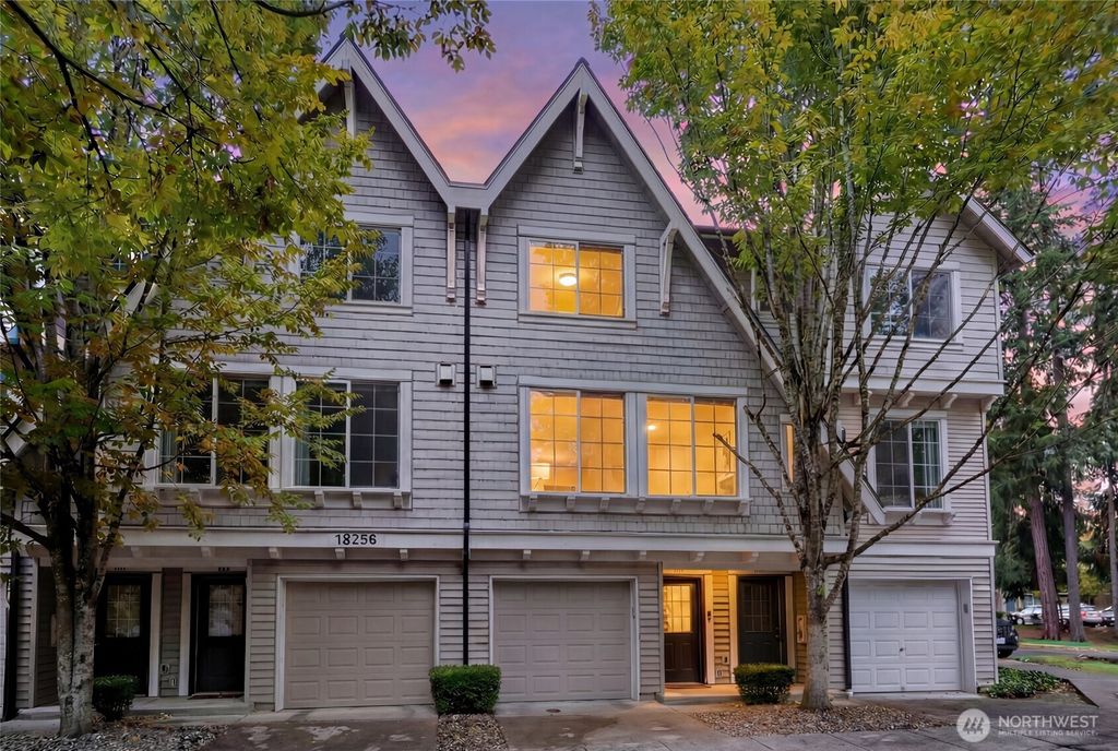 Photo of 18258 NE 96th Way #103, Redmond, WA 98052 (MLS # 2466682)