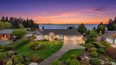 Photo of 30 Chatham Place, Camano Island, WA 98282 (MLS # 2497033)