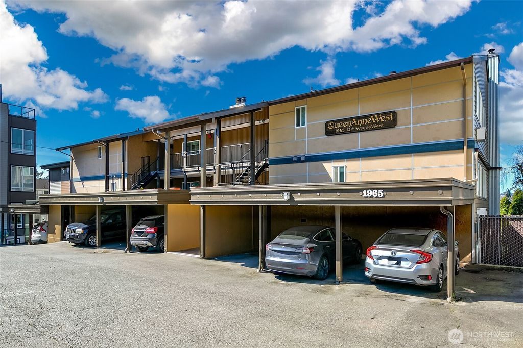 Photo of 1965 12th Avenue W #401, Seattle, WA 98119 (MLS # 2504608)