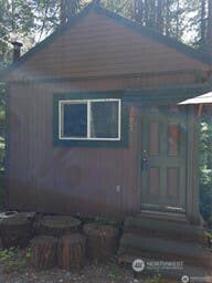 Photo of 197 Cascade River Road, Marblemount, WA 98267 (MLS # 2539783)