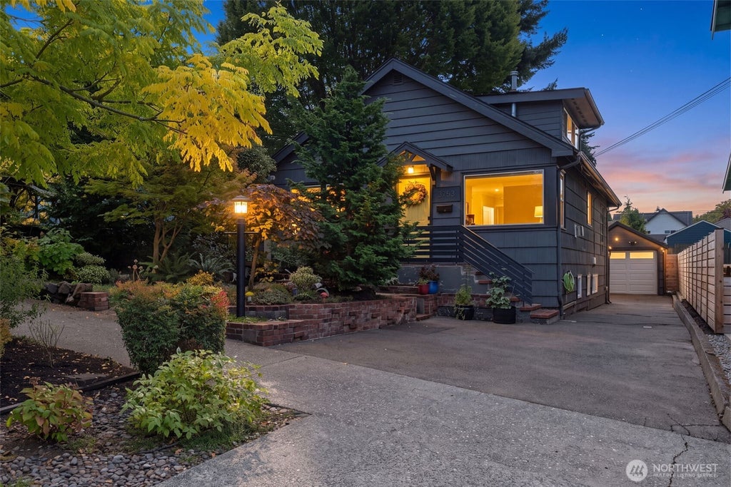 Photo of 3753 SW Austin Street, Seattle, WA 98126 (MLS # 2585654)