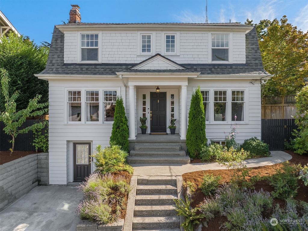 Photo of 361 Blaine Street, Seattle, WA 98109 (MLS # 2009059)