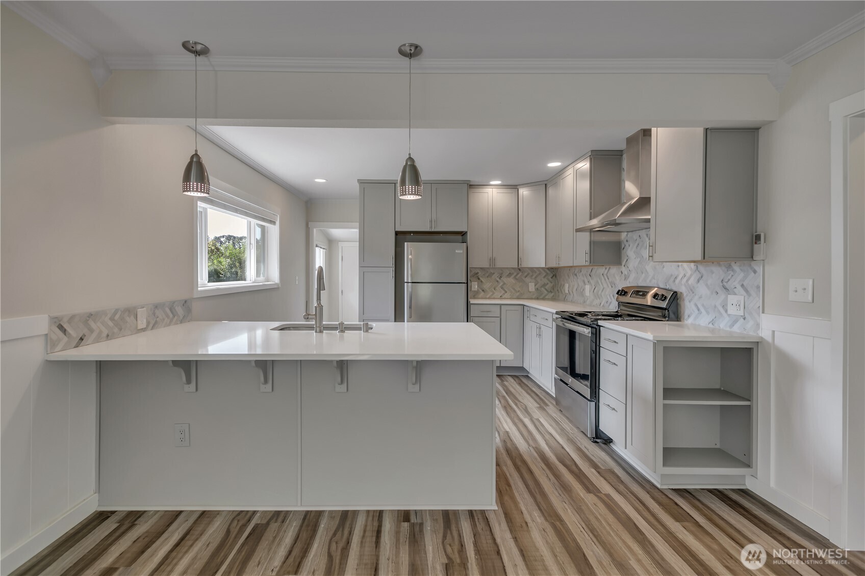 604 Dupont Avenue
