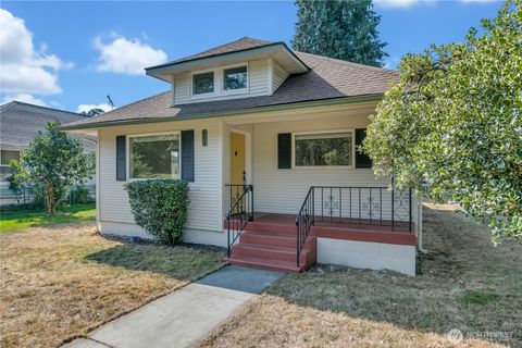 604 Dupont Avenue Dupont WA 98327