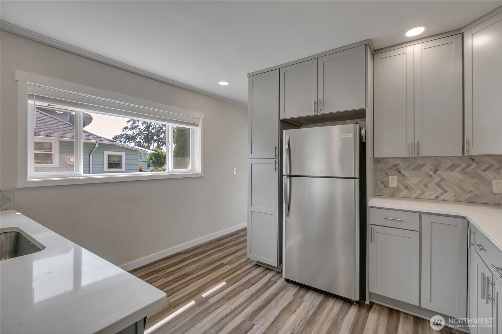 604 Dupont Avenue