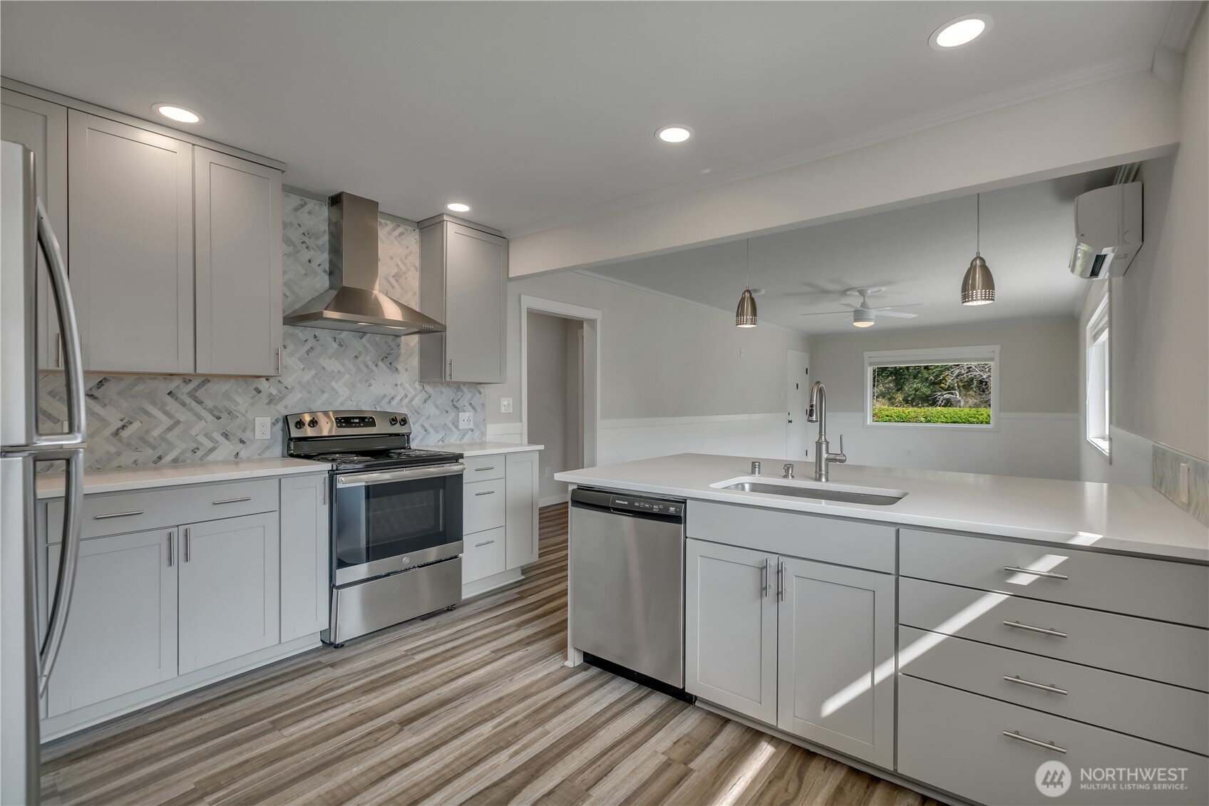 604 Dupont Avenue