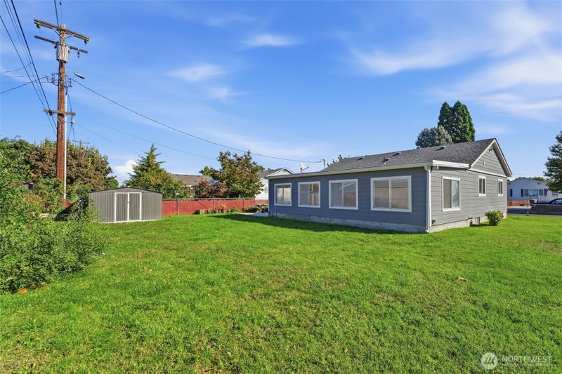 801 Willard Avenue