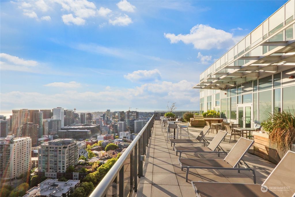 Photo of 1321 Seneca Street #1502, Seattle, WA 98101 (MLS # 2256525)